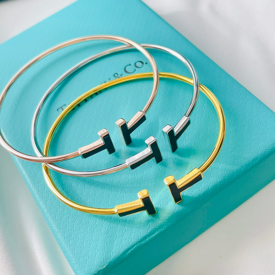 Tiffany Black Bracelet - 18K Gold