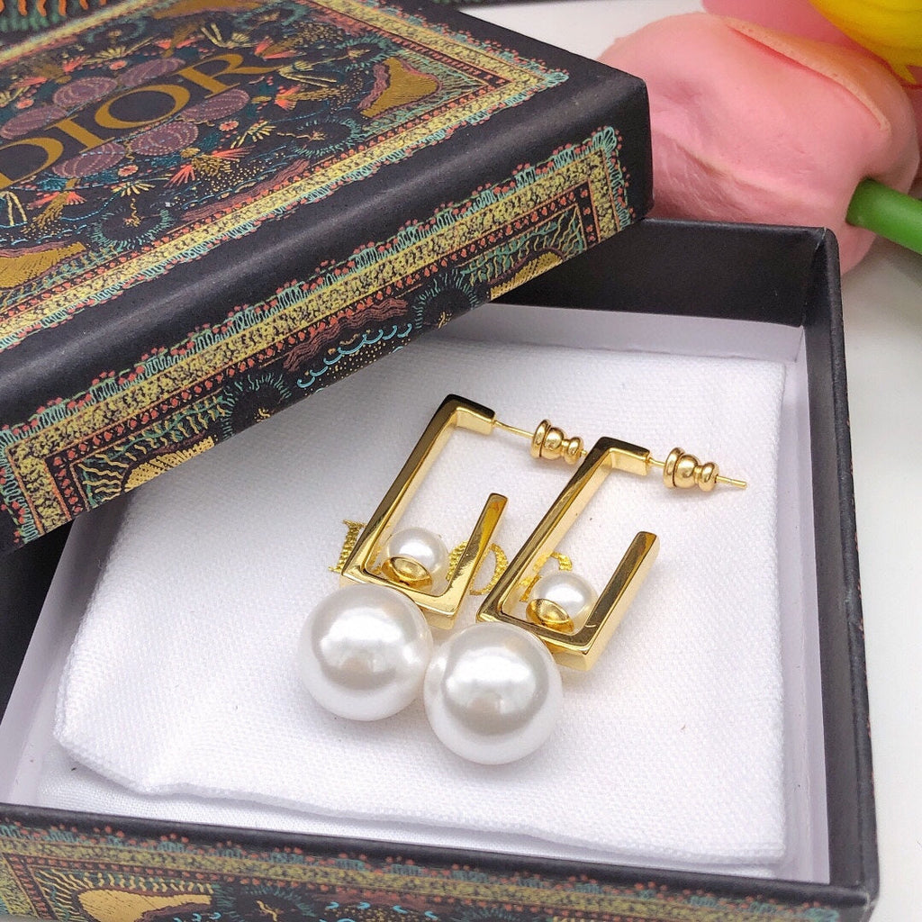 Dior Square Pearl Earrings