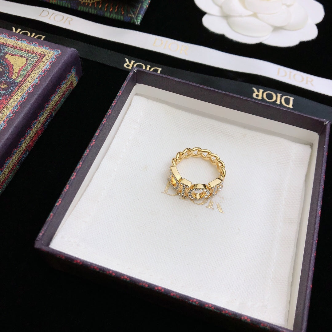 Dior Revolution Chain Ring - 18K Yellow Gold