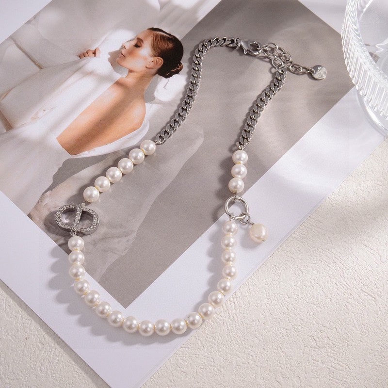 Dior 30 Montaigne Pearl Necklace