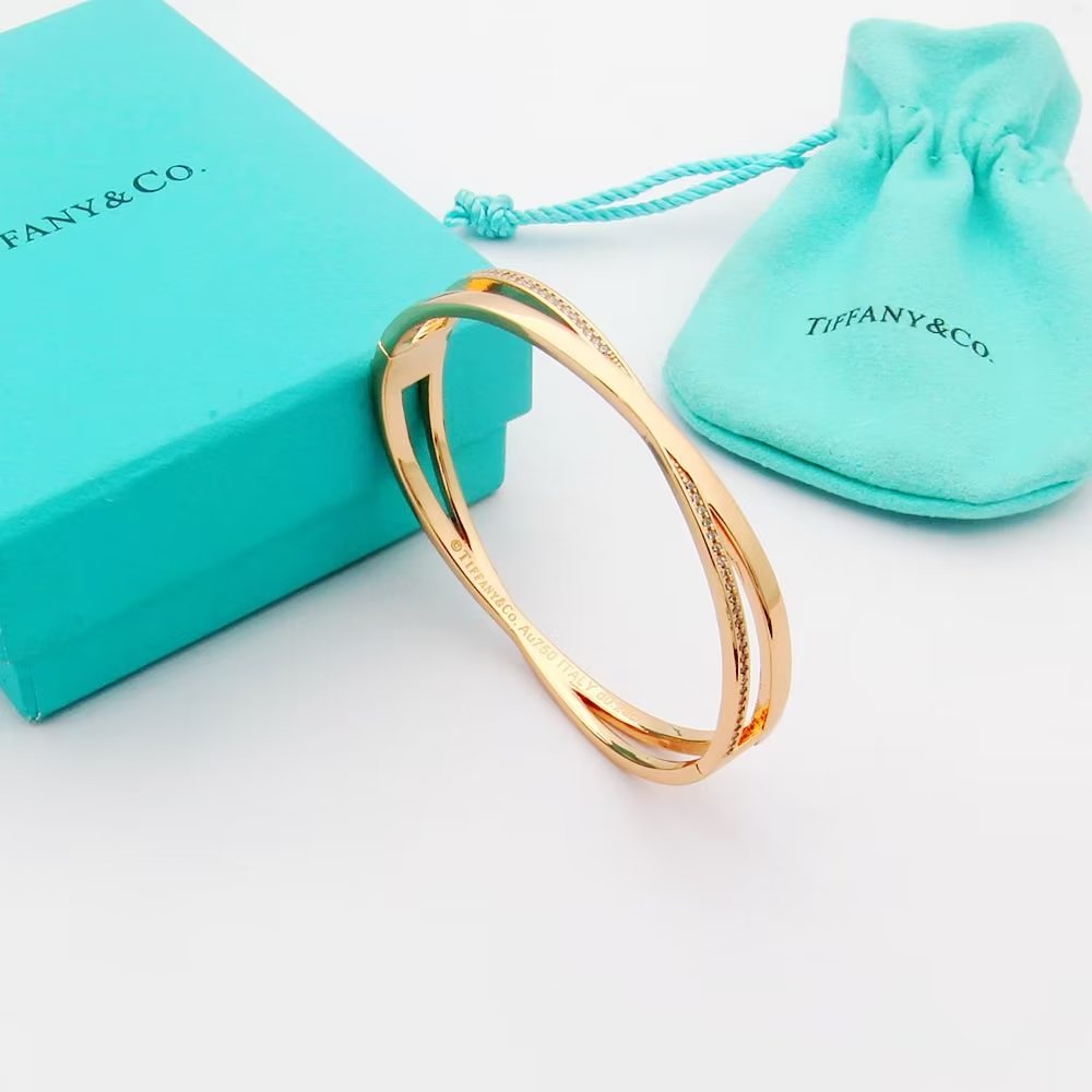 Tiffany Atlas x Narrow Hinged Bangle Bracelet - 18K Gold
