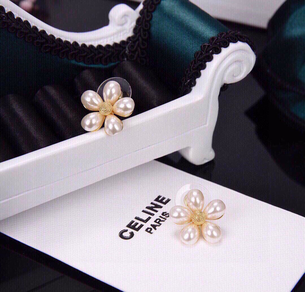 Celine Triomphe Flower Pearl Earrings - 18K Yellow Gold
