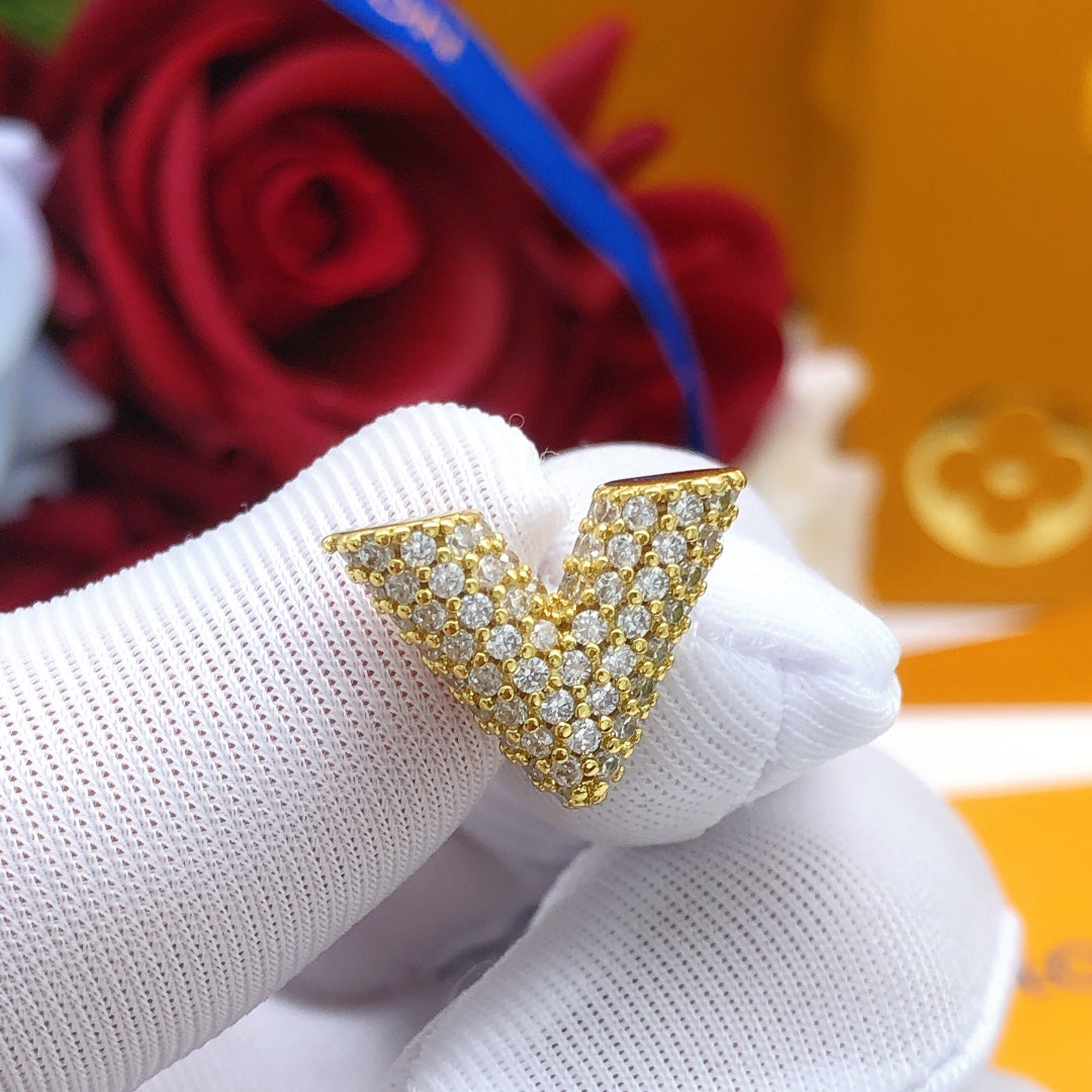 Louis Vuitton Diamond Earrings - 18K Yellow Gold