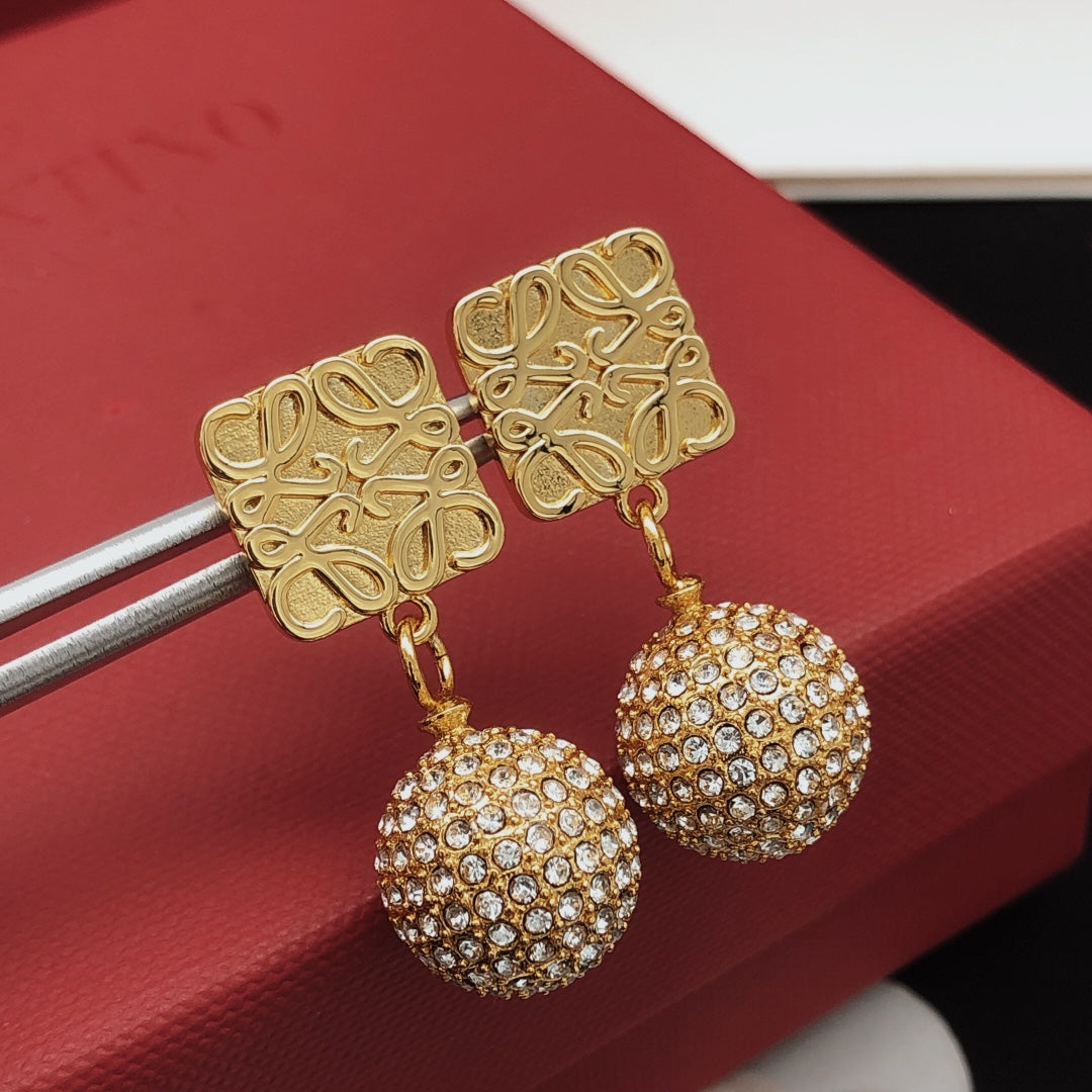 LOEWE Anagram Diamond Earrings - 18K Yellow Gold