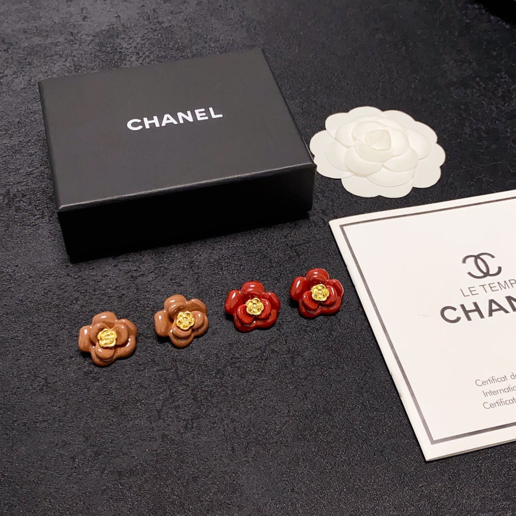 Chanel Red Camellia Resin Earrings - 18K Yellow Gold