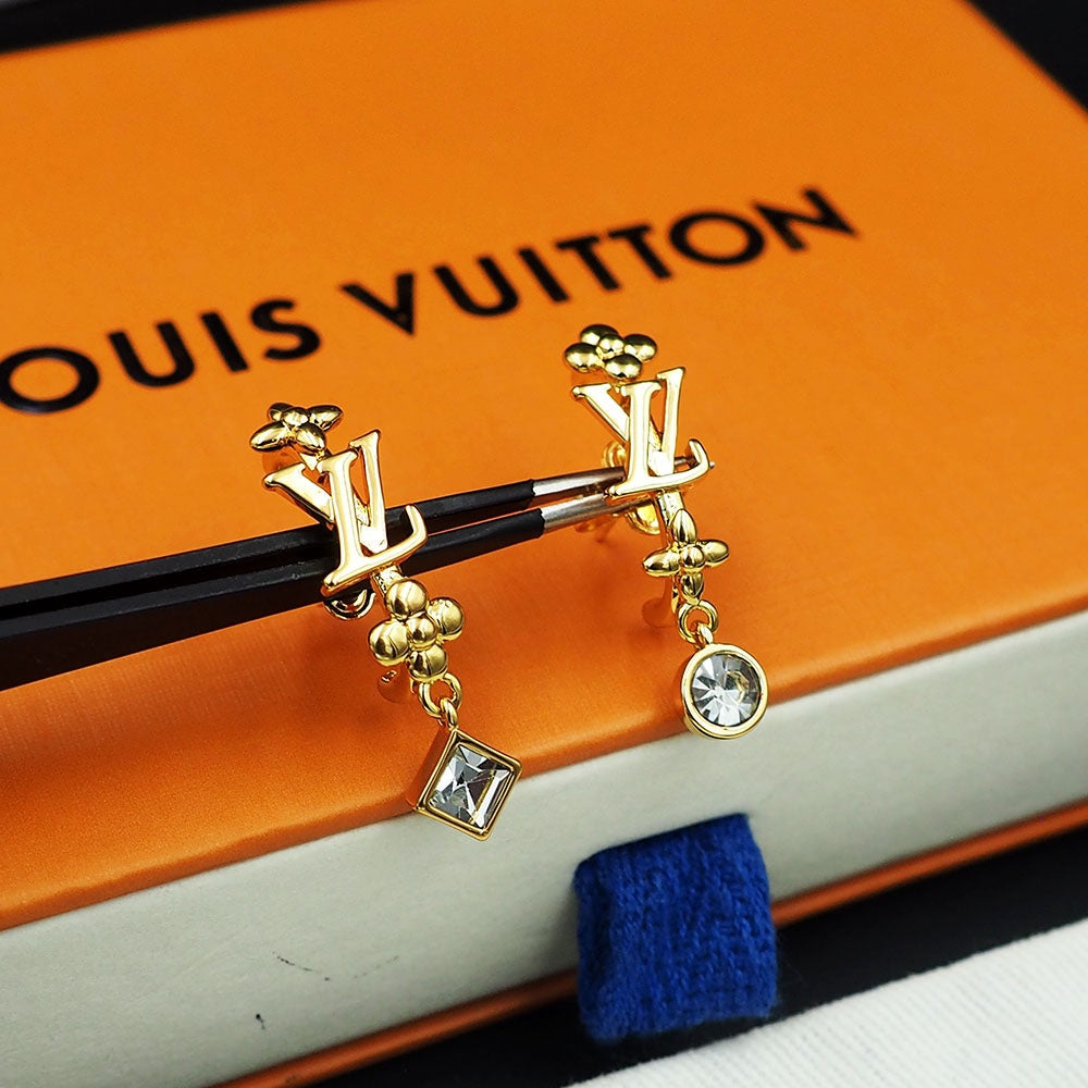 Louis Vuitton In the Sky Earrings - 18K Yellow Gold