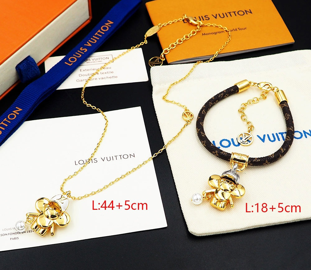Louis Vuitton Vivienne Pearl Bracelet