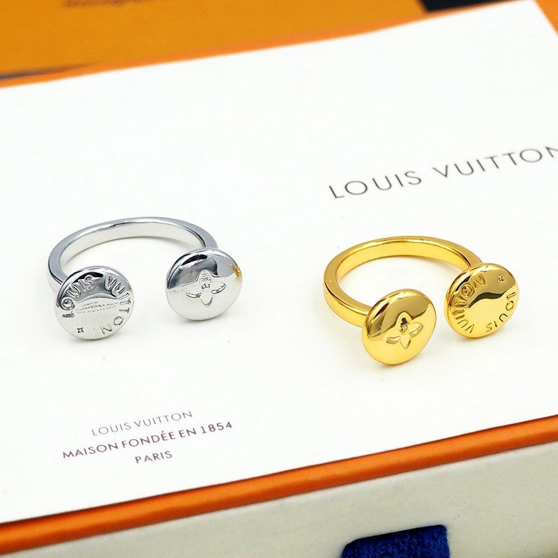 Louis Vuitton Studs Ring - 18K Gold