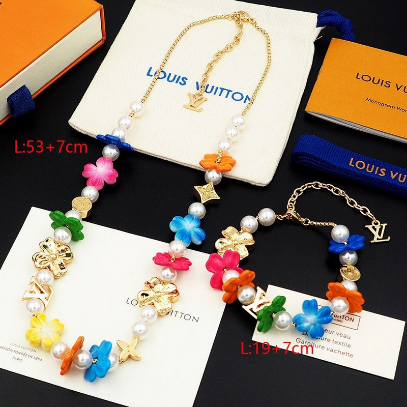 Louis Vuitton Surfin' Flower Necklace