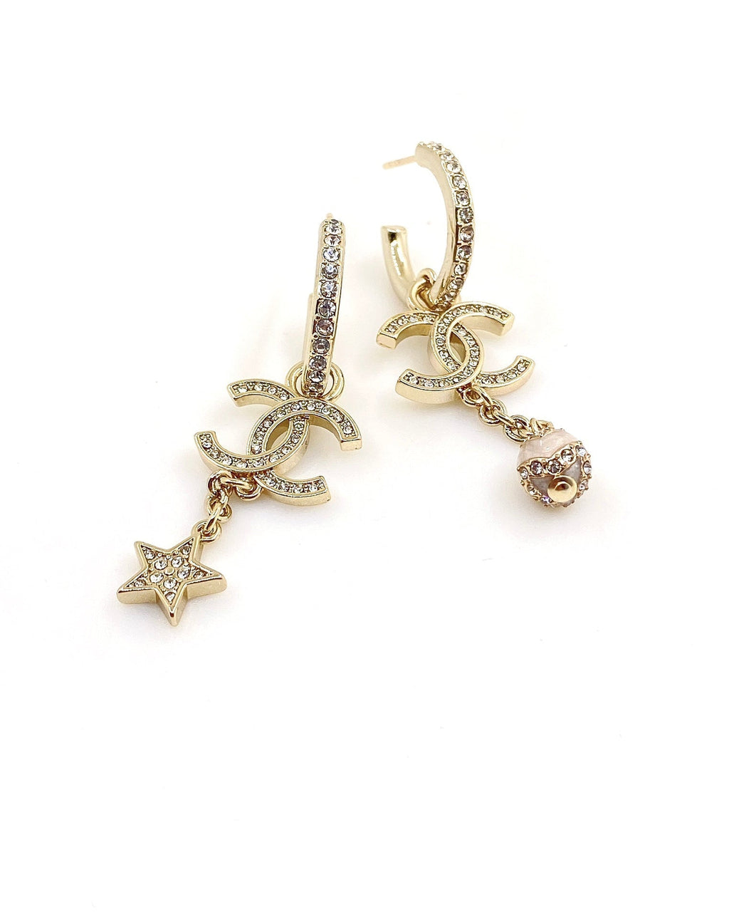 Chanel Star Pearls Pendant Earrings - 18K Yellow Gold