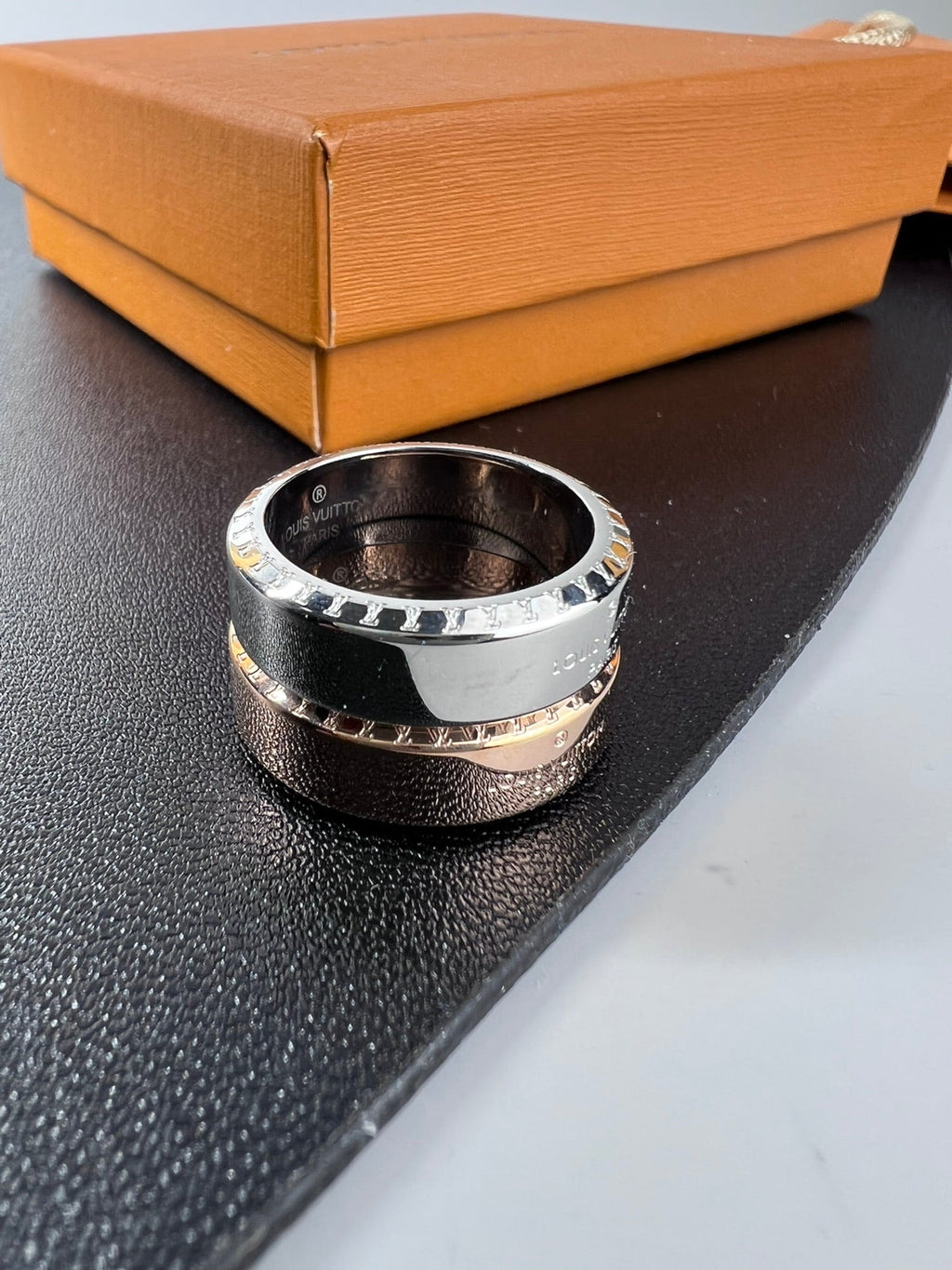 Louis Vuitton Vintage Ring - 18K Gold