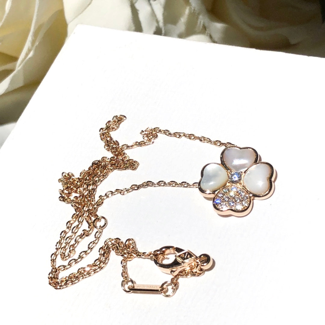 Cosmos Clip pendant Necklace - 18K Gold