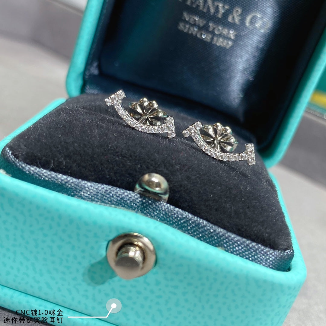 Tiffany Smile Moissanite Earrings - 18K Gold