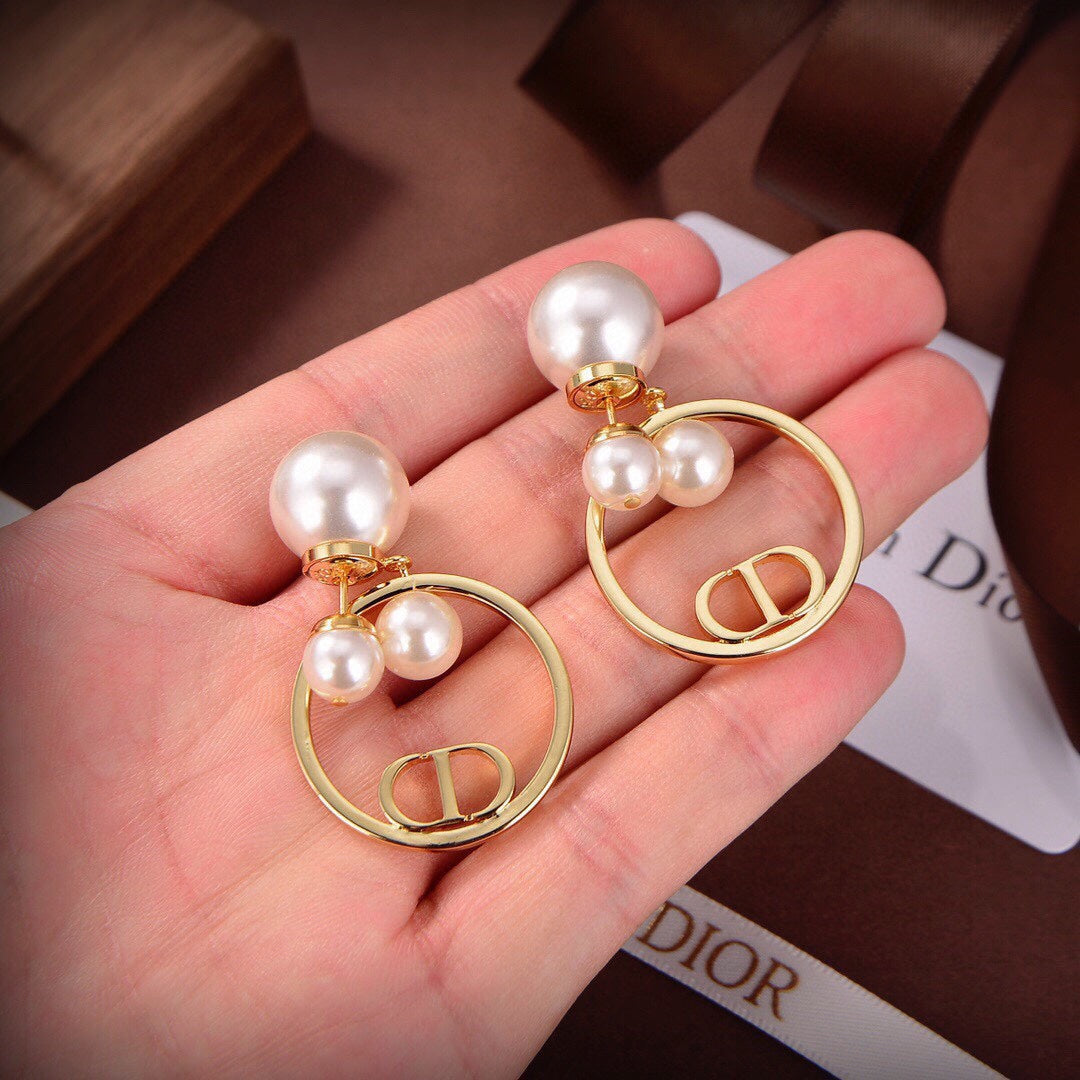 Dior Circle Pearl Earrings