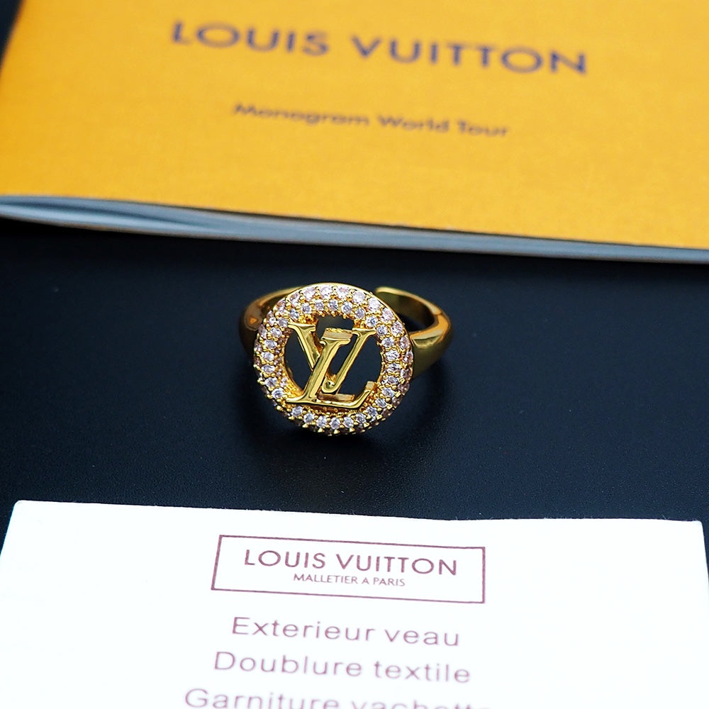 Louis Vuitton Louise Tresor Ring - 18K Yellow Gold