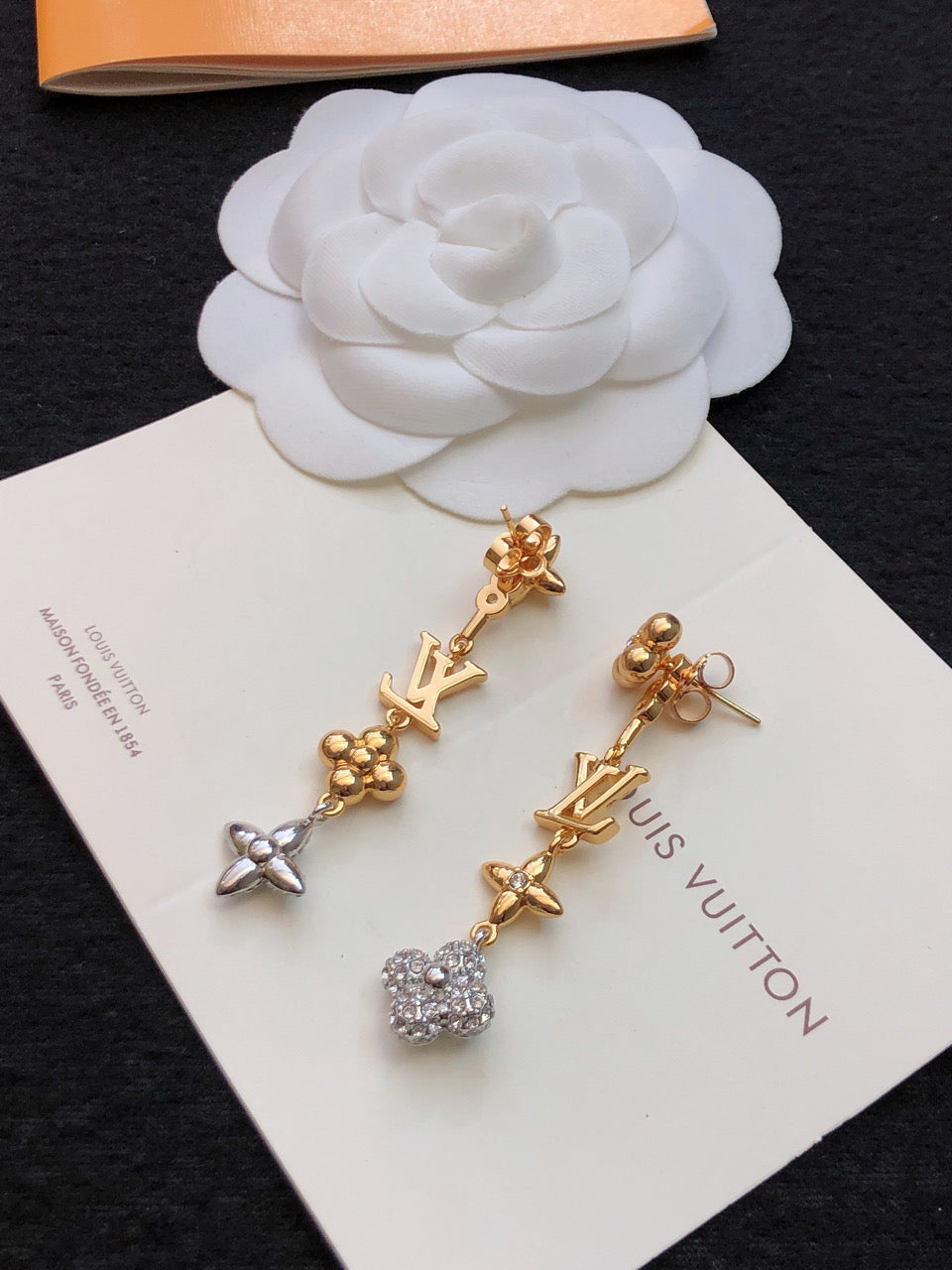 Louis Vuitton Monogram Earrings - 18K Yellow Gold