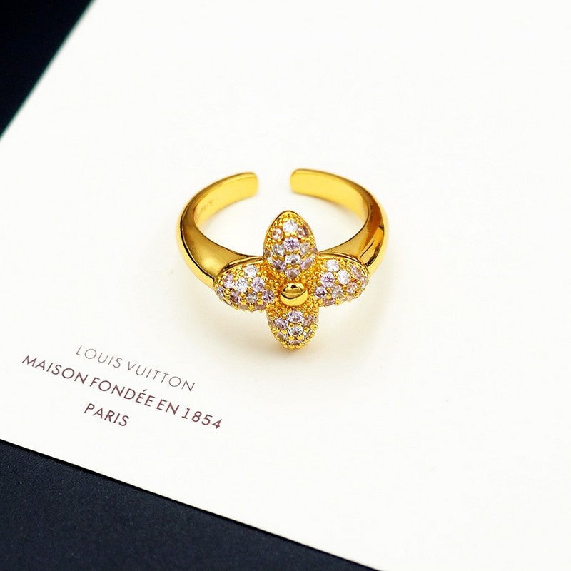 Louis Vuitton Louisa Ring - 18K Yellow Gold