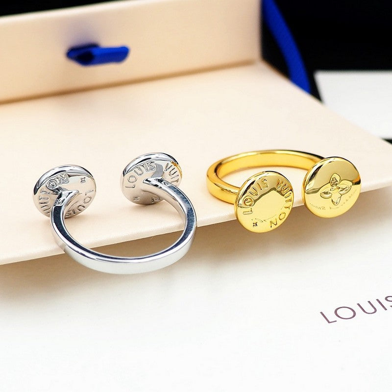 Louis Vuitton Studs Ring - 18K Gold
