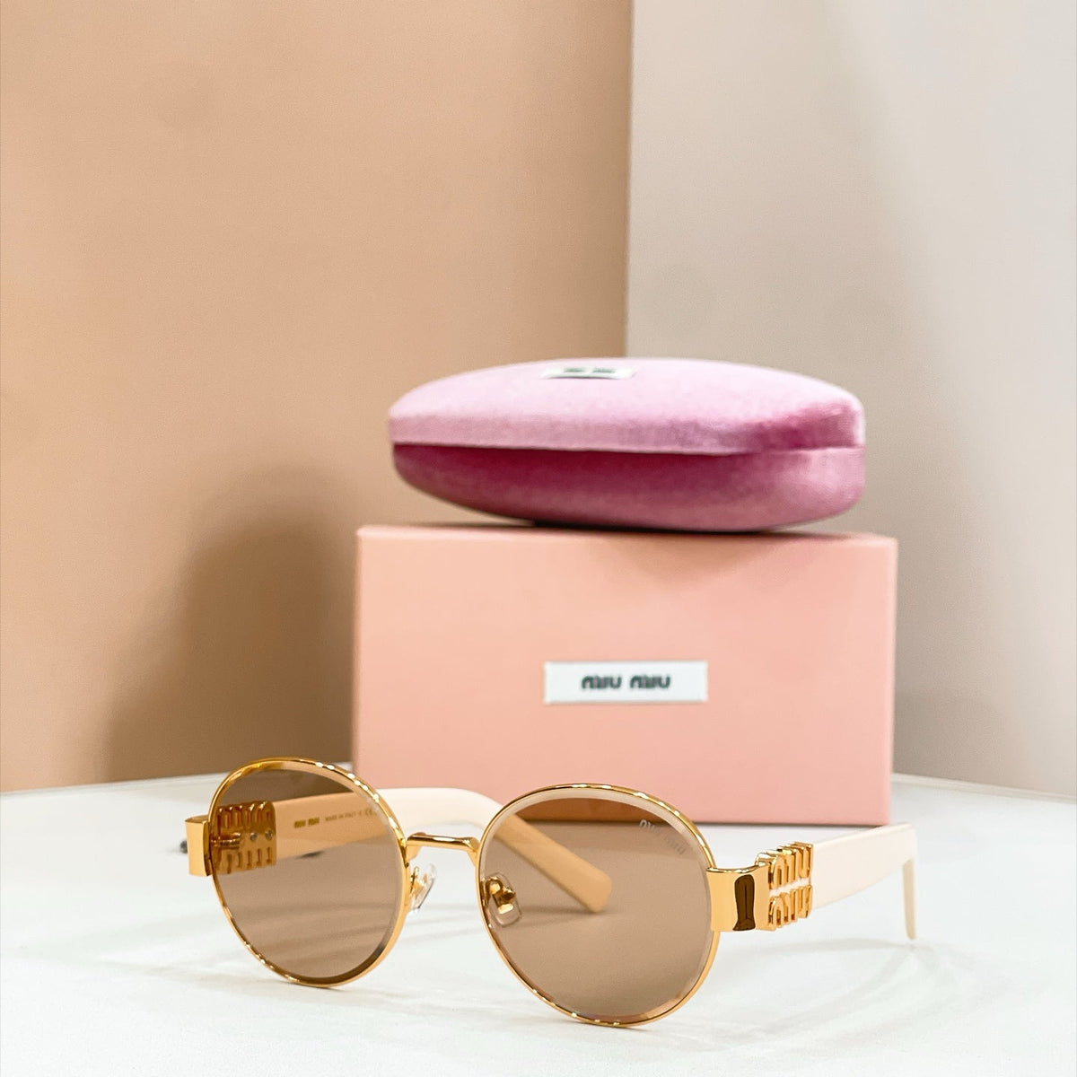 Miu Miu MU 116AV Sunglasses